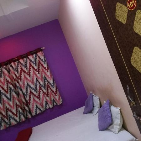 Hotel Atithi Satkar Akola Buitenkant foto